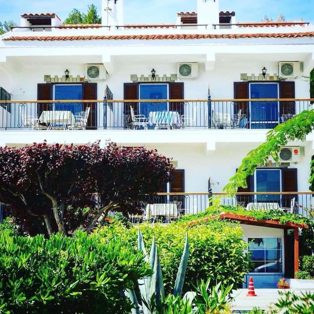 Argo Apartments Nea Poteidaia Exterior foto